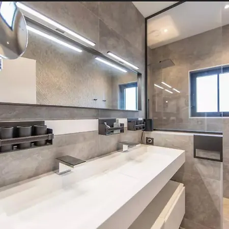 Horizon Cap Ferret Villa *